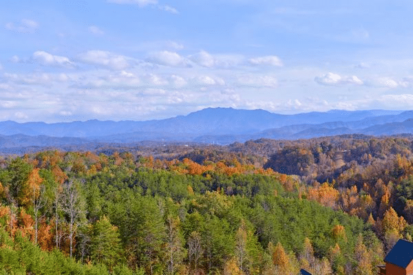 4 Bedroom Sevierville Cabin Sleeps 16 In The Smoky Mountains