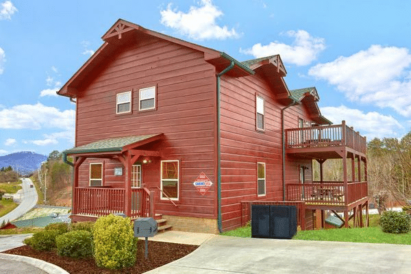 Luxury 6 Bedroom Cabin Near Dollywood | Cabins USA Gatlinburg